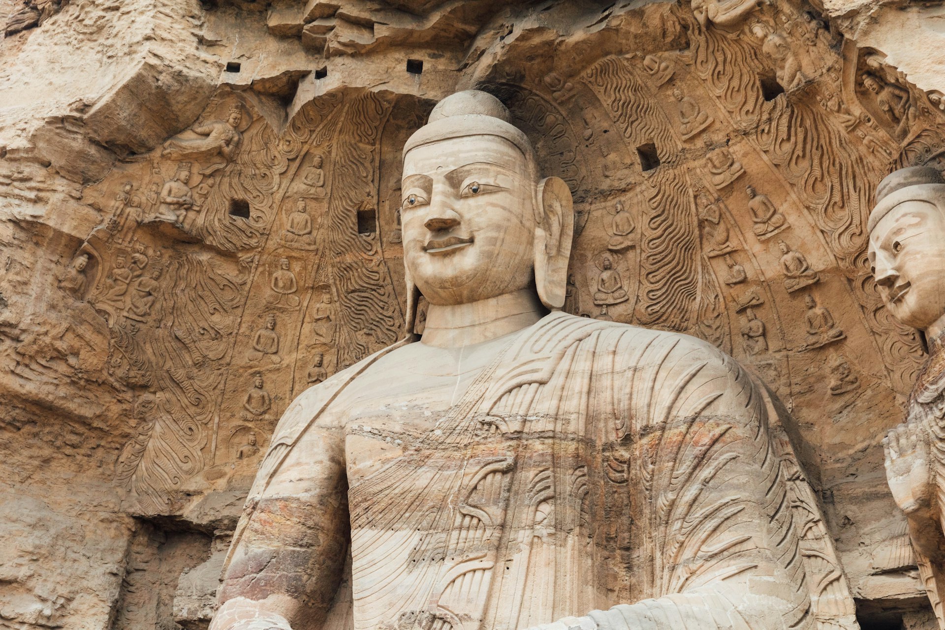 a statue of a person