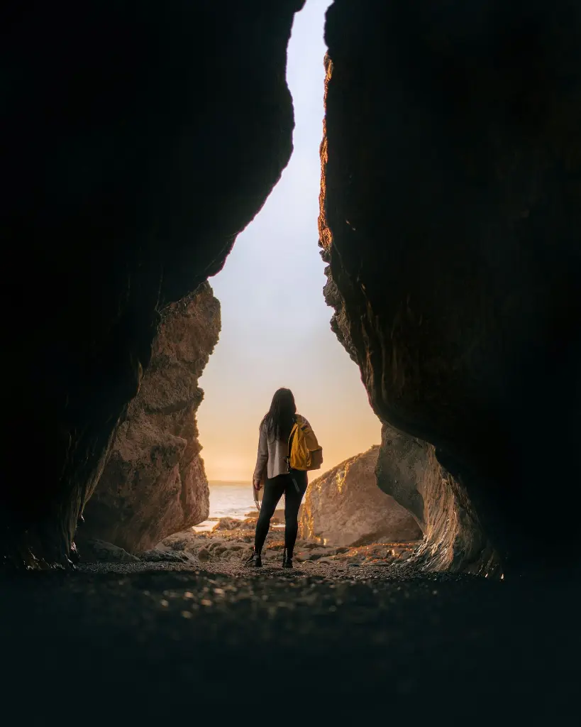 unsplash_E8gsa_42yYA_Boulders Beach.webp.jpg.jpg