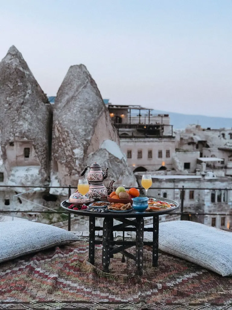 unsplash__gB10sdauis_Cappadocia.webp