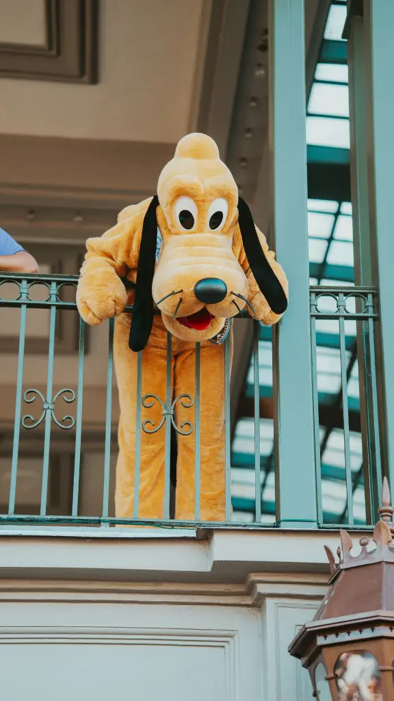 unsplash_w9e7UqW7ayc_Disney Cruise.webp