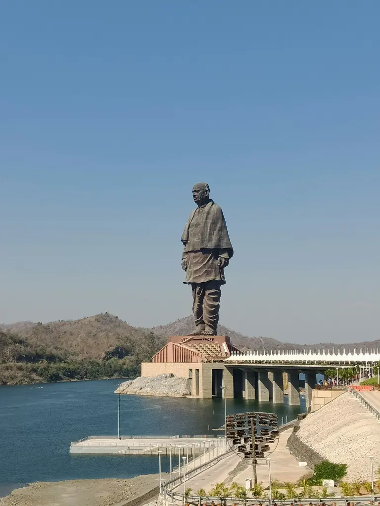 unsplash_Ww2pmq2oQ08_Statue of Unity.webp