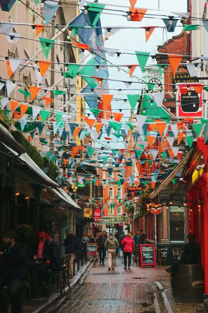 unsplash_VM3u6iDvWDg_IRELAND.webp.jpg.jpg