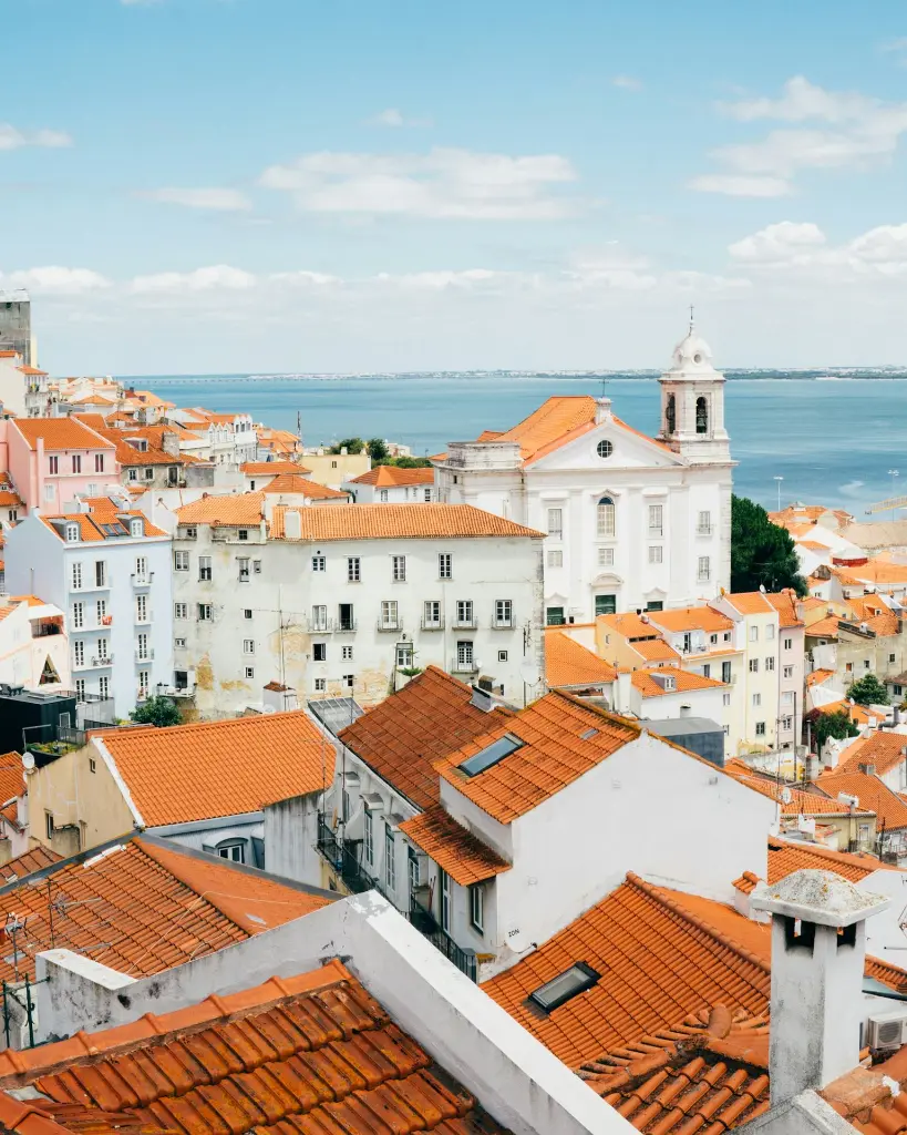 unsplash_hgFX7SydvFk_Portugal.webp