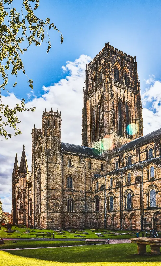 unsplash_nnWG3Uulye4_Buckingham Palace.webp.jpg