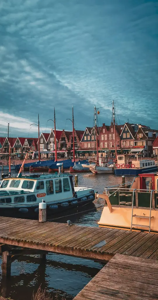 unsplash_v33zcnesTXI_ River Thames.webp.jpg.jpg