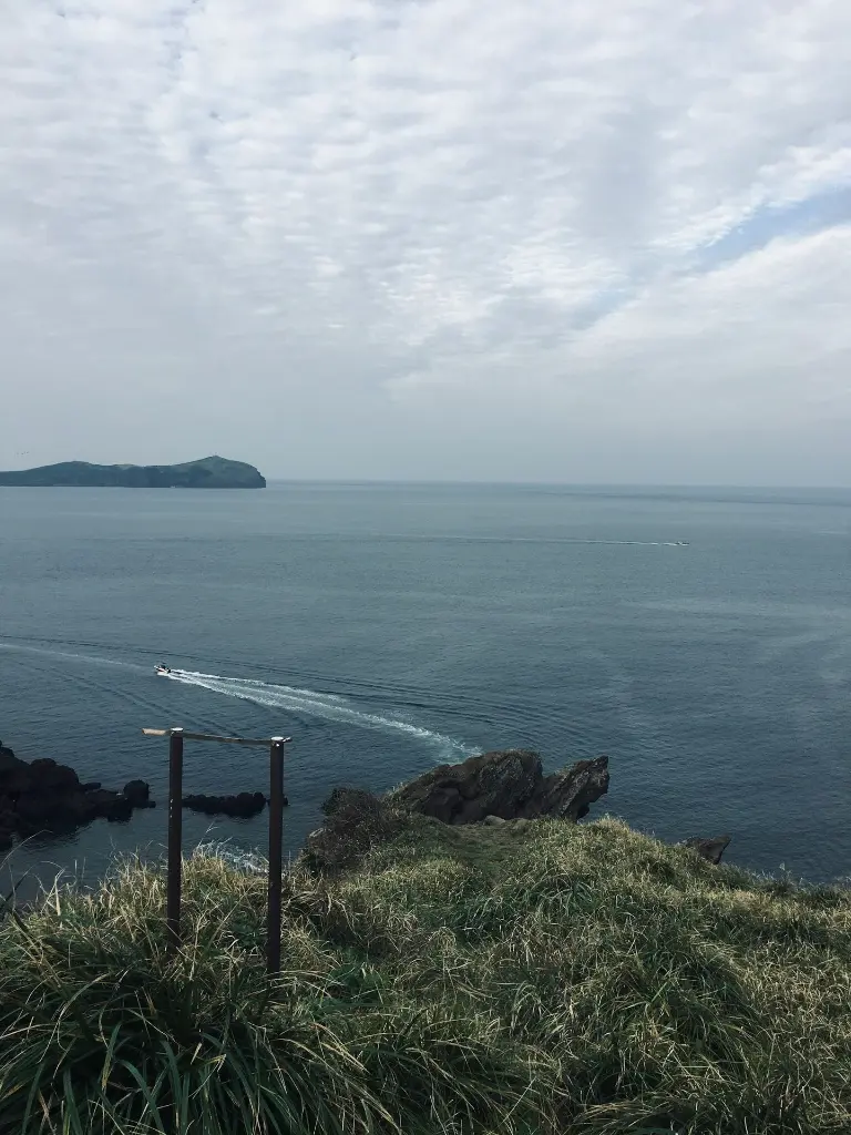 unsplash_0s1W2BZWFp4_South Korea.webp.jpg