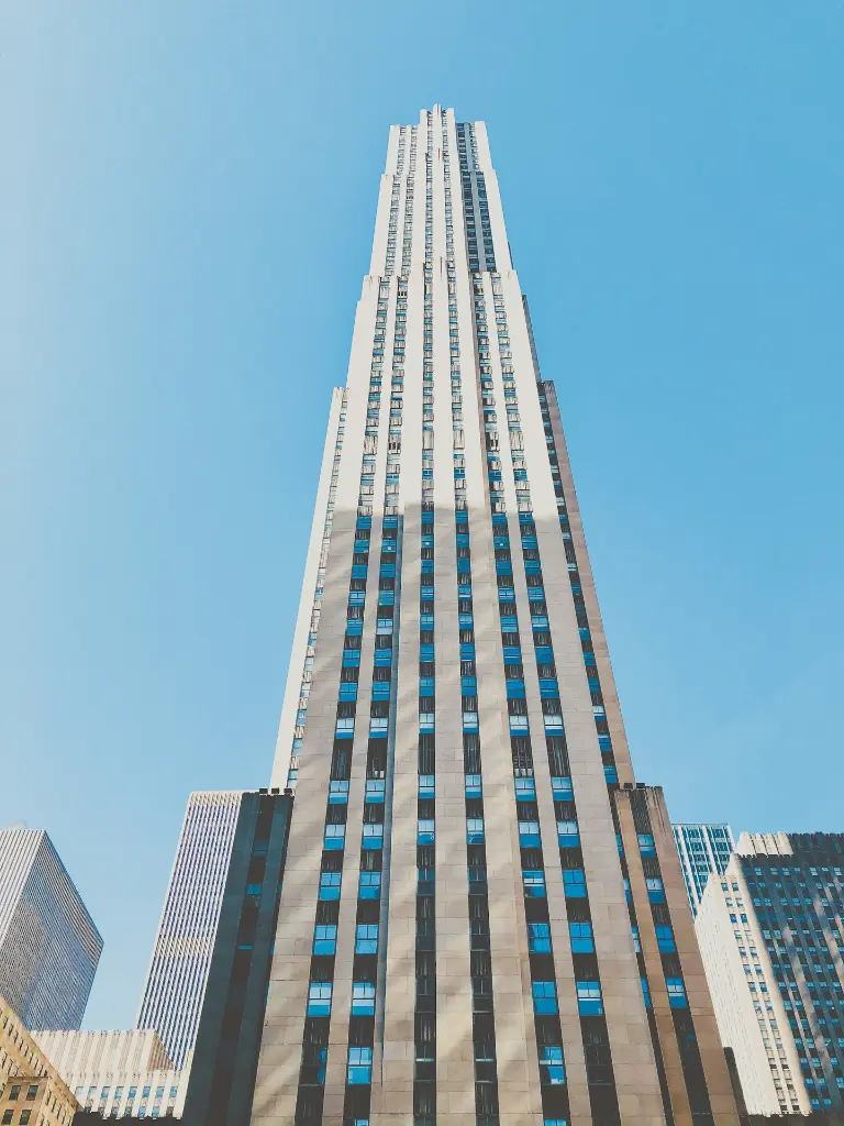 unsplash_6ogC4Ag_W5o_Rockefeller Center.webp