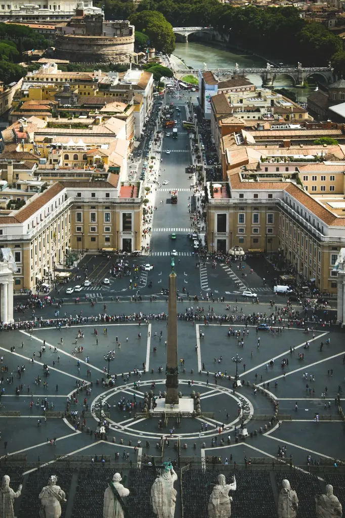 unsplash_8wg0YoslJzU_ Vatican City.webp