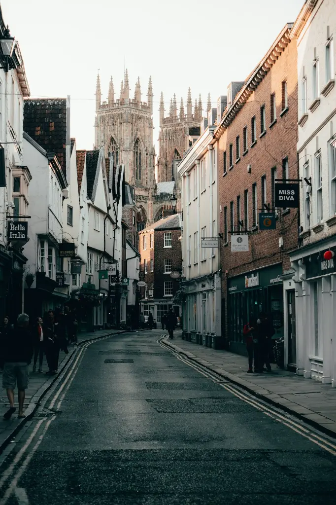unsplash_z_Xqu90w3dg_England.webp.jpg.jpg