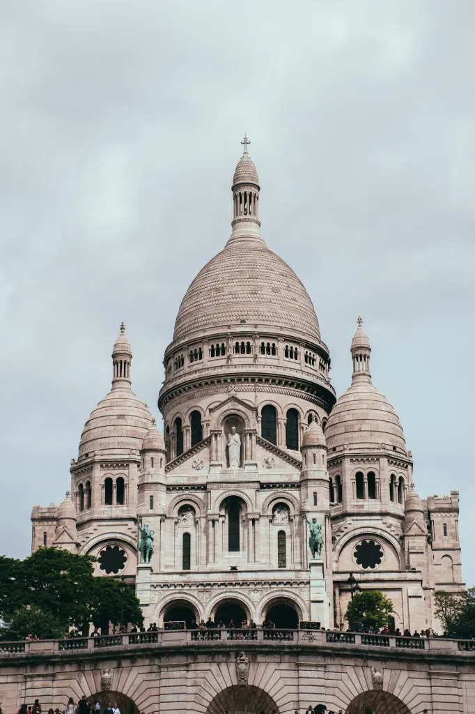 unsplash_J-1rSHjEPCw_PARIS.webp.jpg
