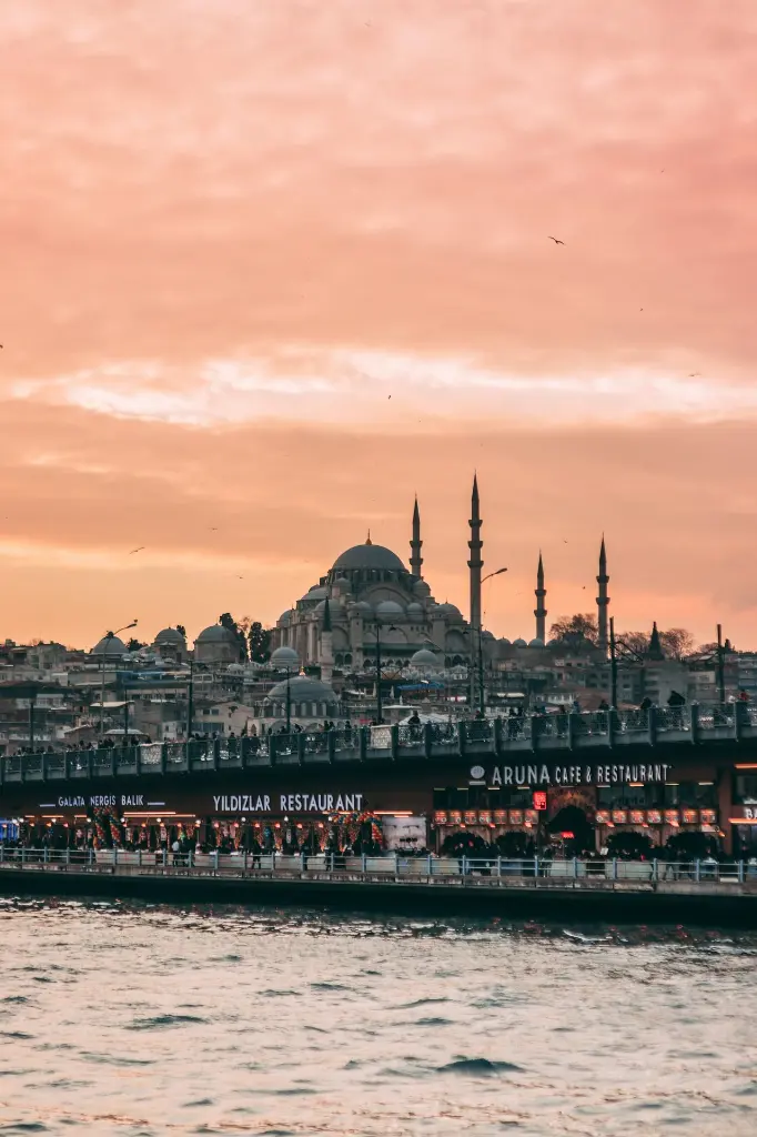 unsplash_vv5qijsMPys_Turkey.webp