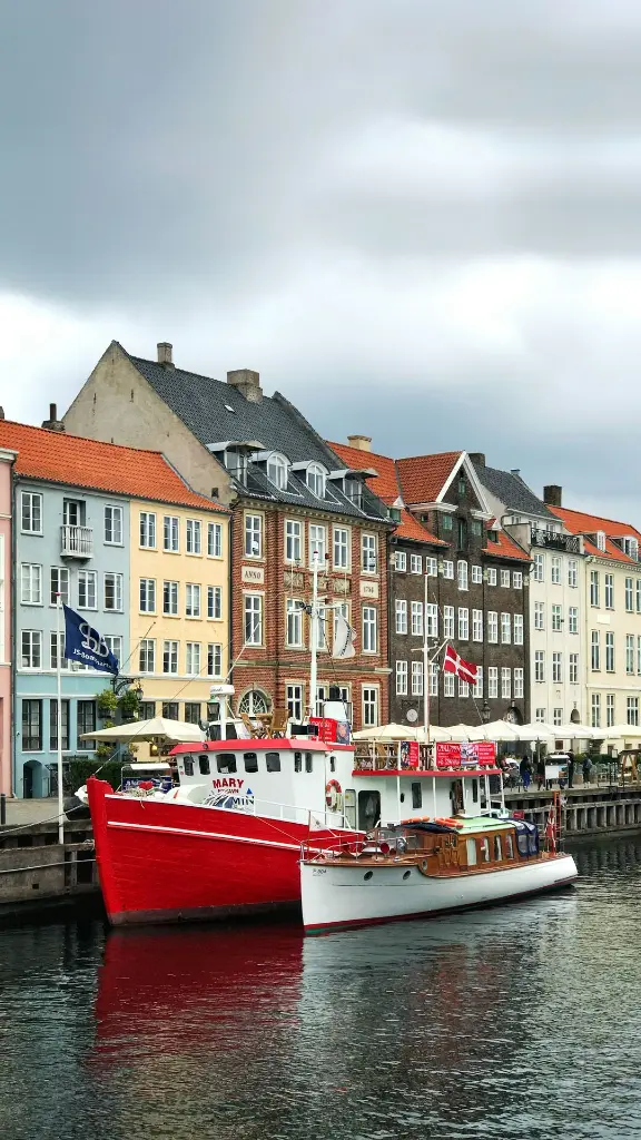 unsplash_PB6hjEe8stA_Denmark.webp.jpg.jpg.jpg.jpg.jpg.jpg.jpg
