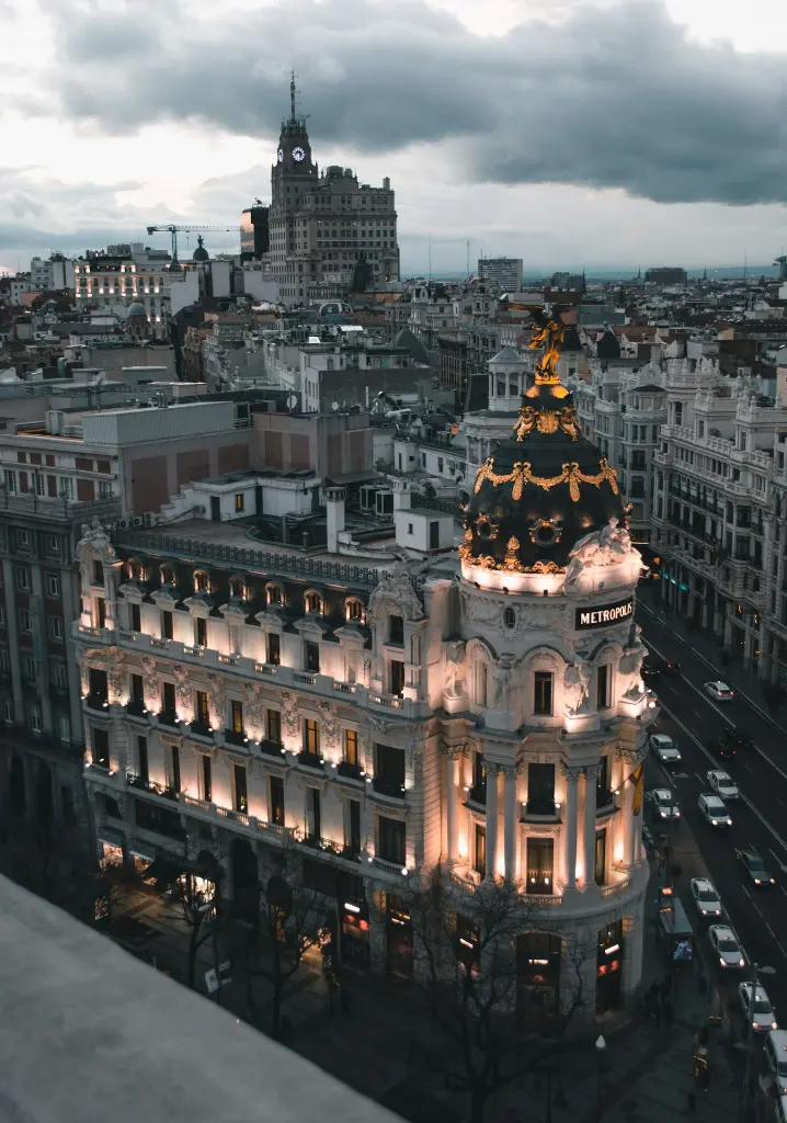 unsplash_RBwOnPPNxMo_Madrid.webp