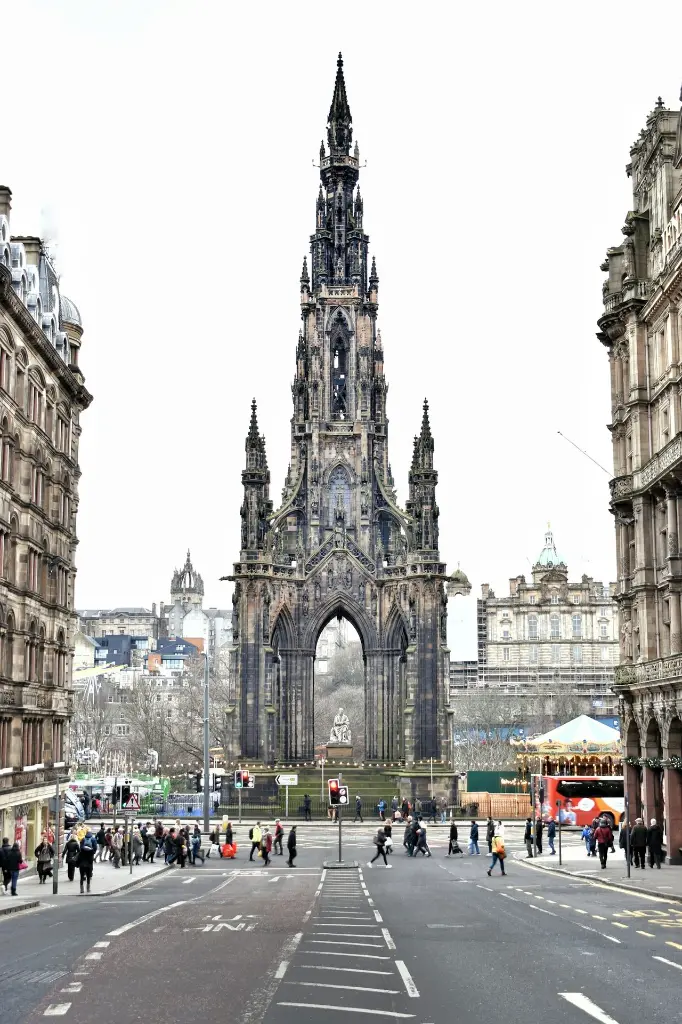 unsplash_Oh-5CpRjPx8_EDINBURGH.webp.jpg