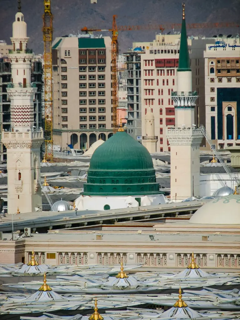 unsplash_MZtJeJ6_7BI_Saudi Arab.webp.jpg