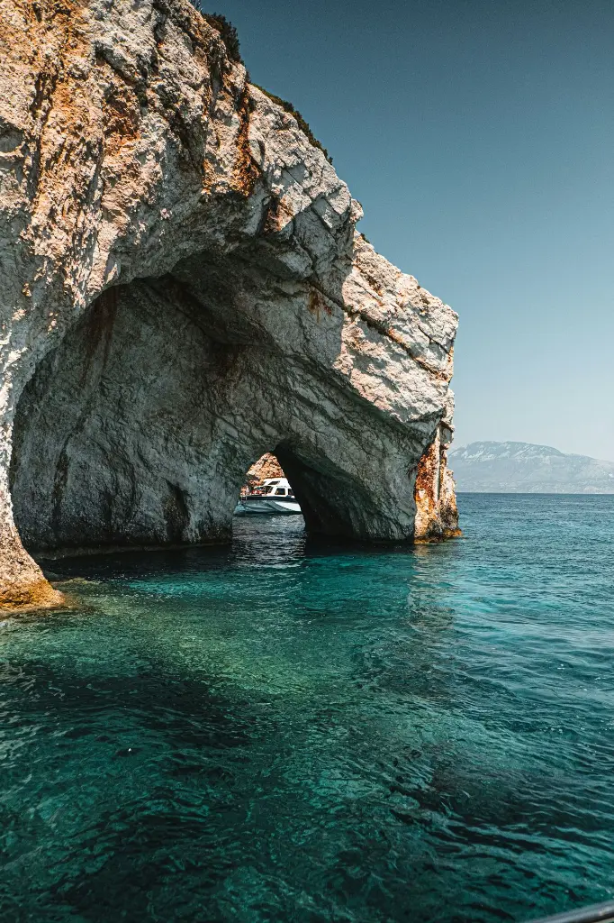 unsplash_Y5e0LccQCkw_Greece.webp