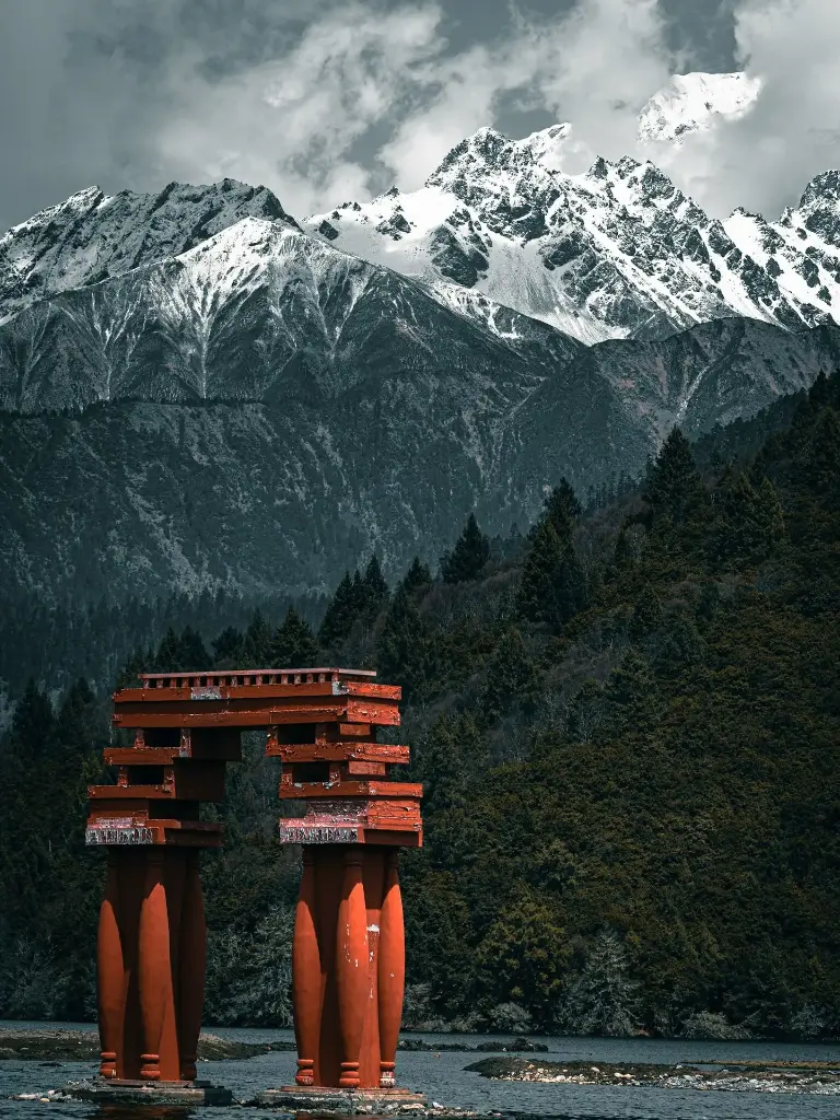 Hospitor : From Beijing to the Roof of the World : China : Tibet (1, 0, 0, 0)